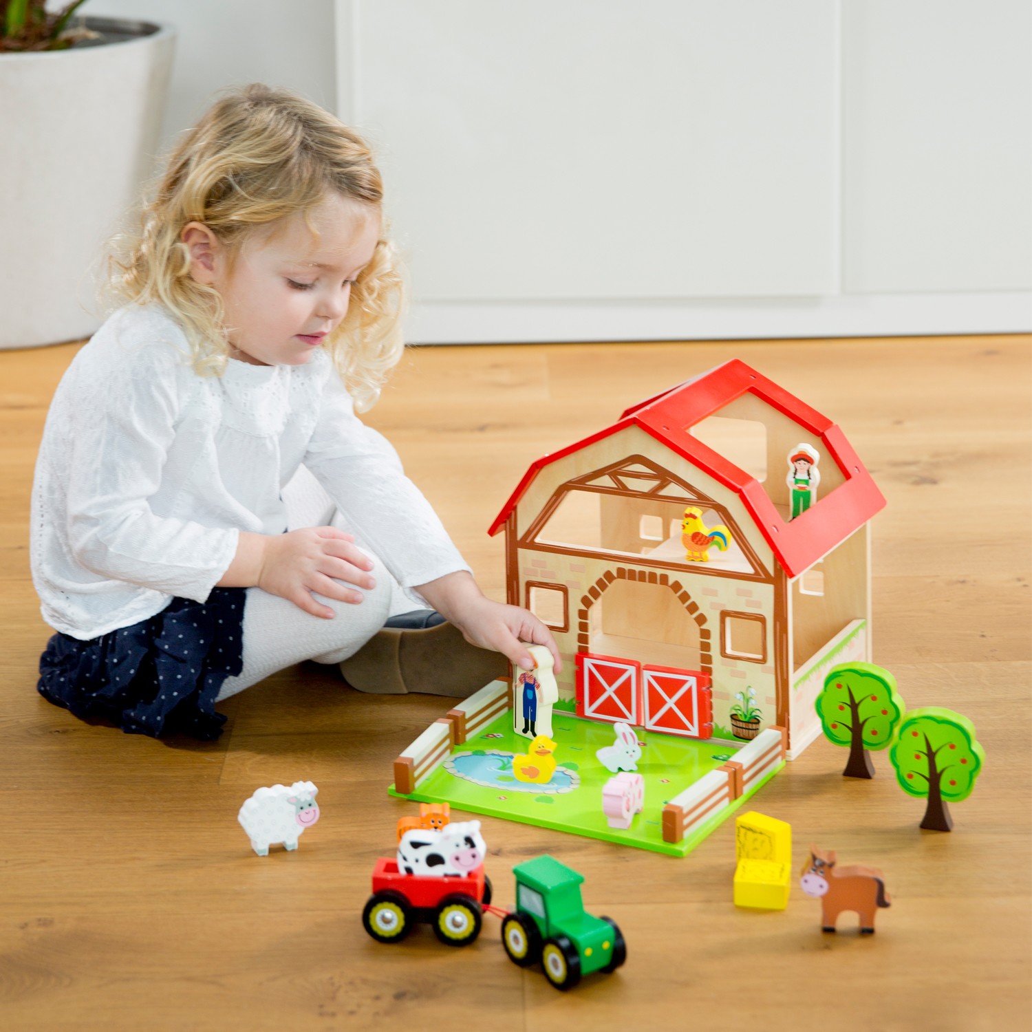 wooden classic farm playset